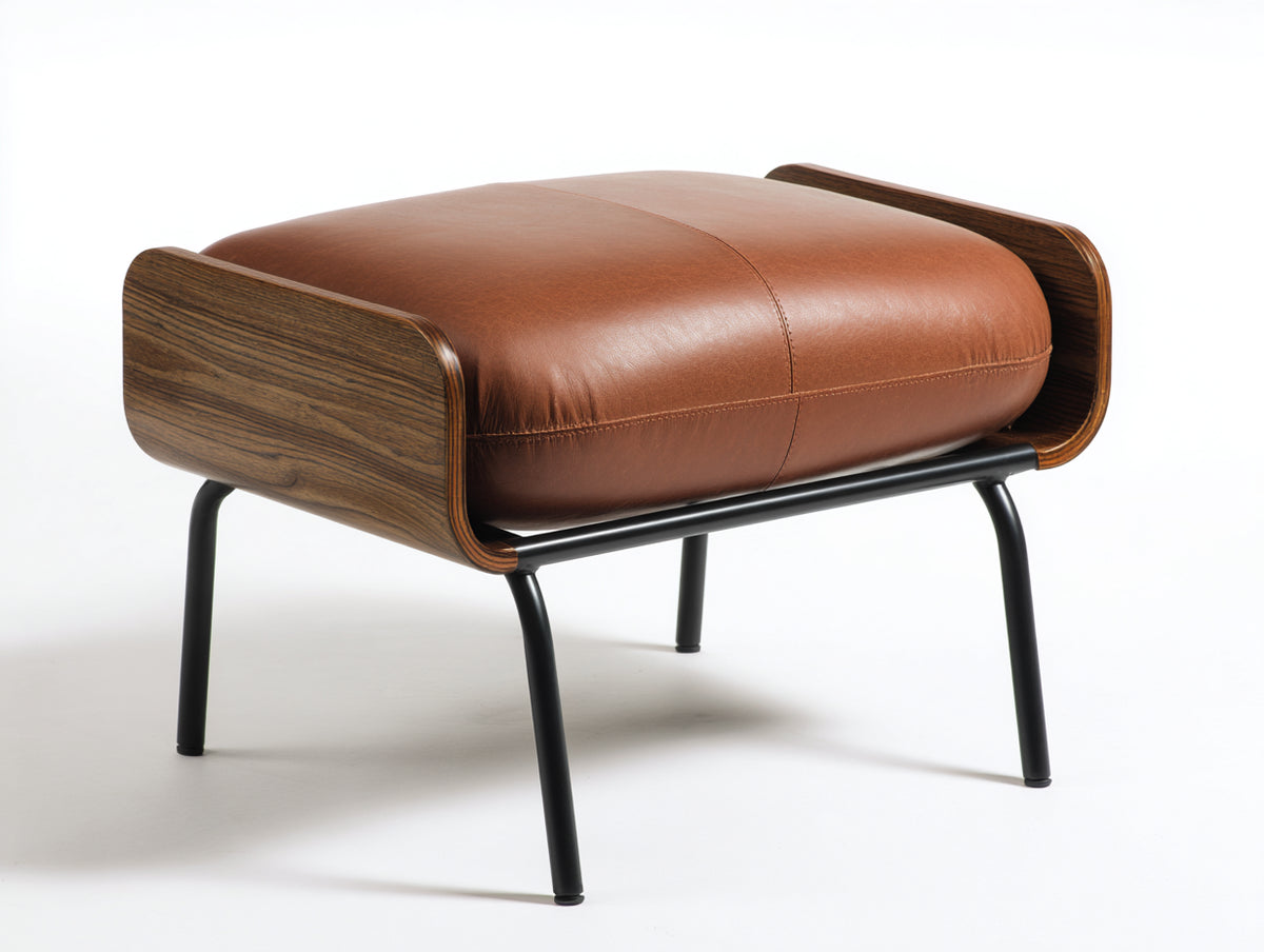 Pedale imbottito in pelle 62×50×47 cm – cognac noce e nero – fiancate curve con quattro gambe per soggiorno